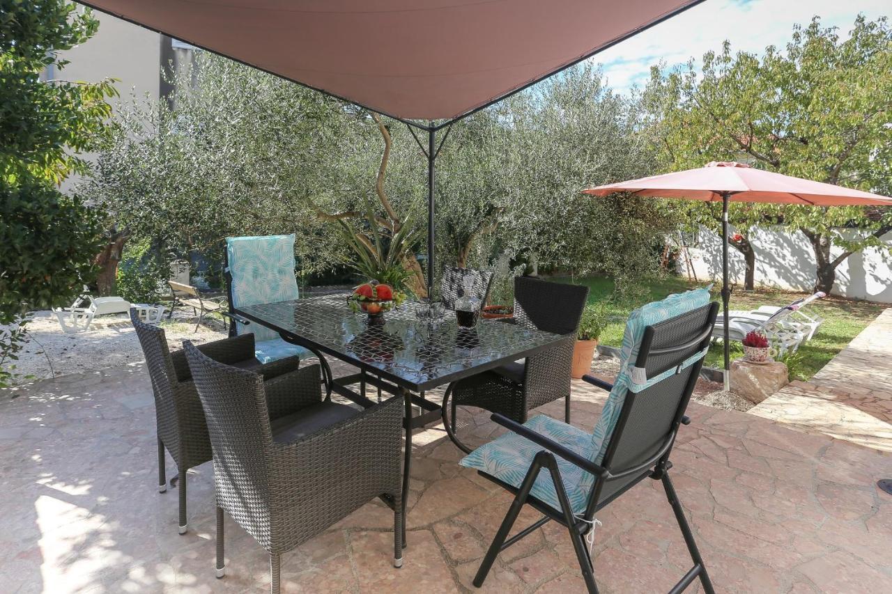 Casa Zorana-Alba Apartments Трогир Экстерьер фото