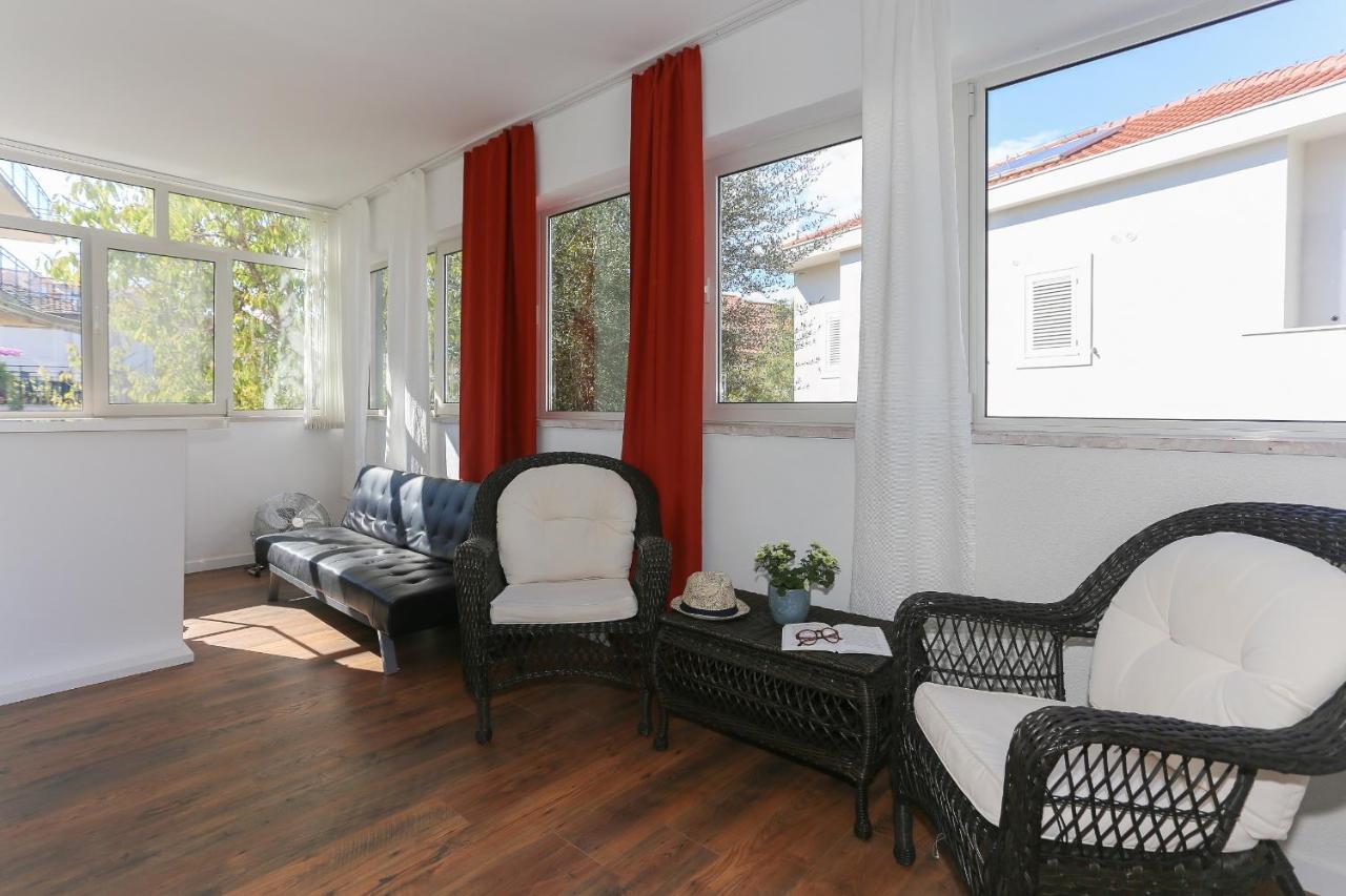 Casa Zorana-Alba Apartments Трогир Экстерьер фото